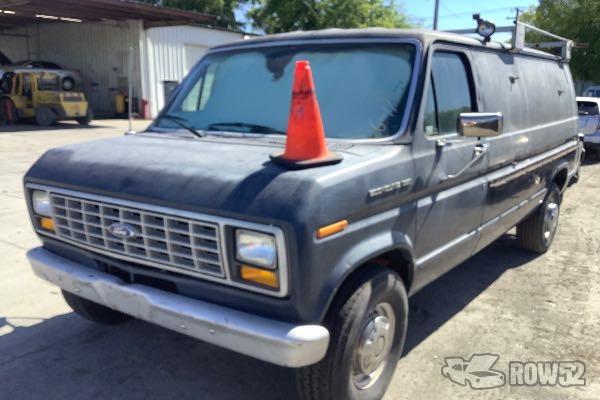 Photo of 1987 Ford Econoline