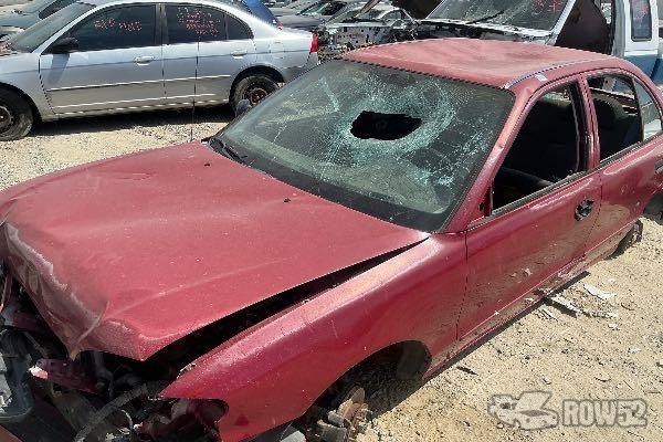 Photo of 1999 Hyundai Accent