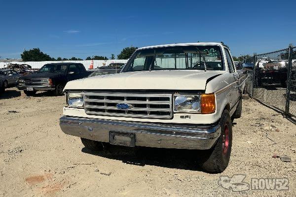 Photo of 1990 Ford F-250
