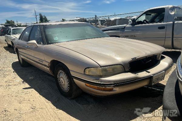 Photo of 1999 Buick Lesabre