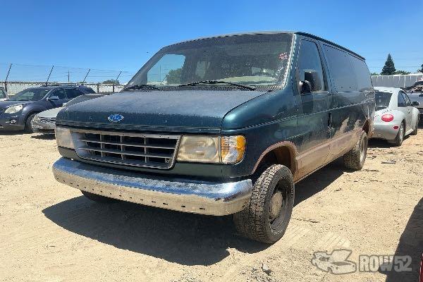 Photo of 1996 Ford Club Wagon