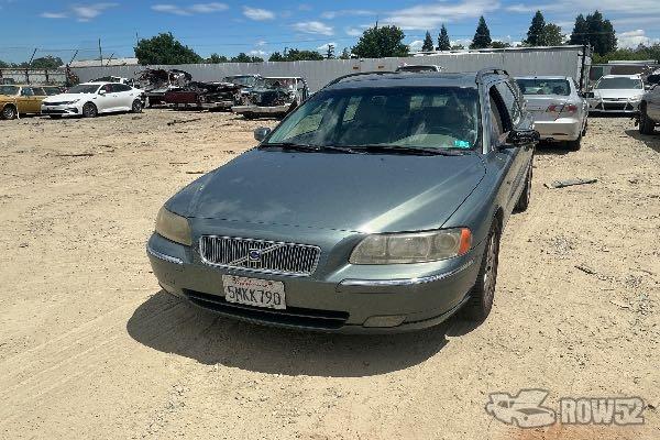 Photo of 2005 Volvo V70