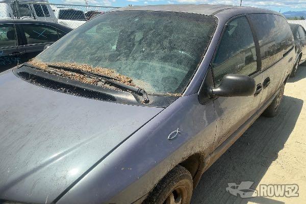 Photo of 1998 Plymouth Grand Voyager