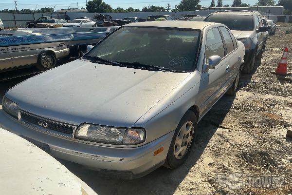 Photo of 1995 Infiniti G20