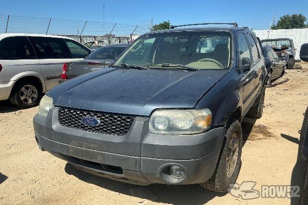 Photo of 2005 Ford Escape