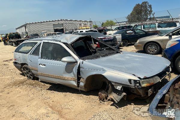 Photo of 1994 Ford Taurus Wagon