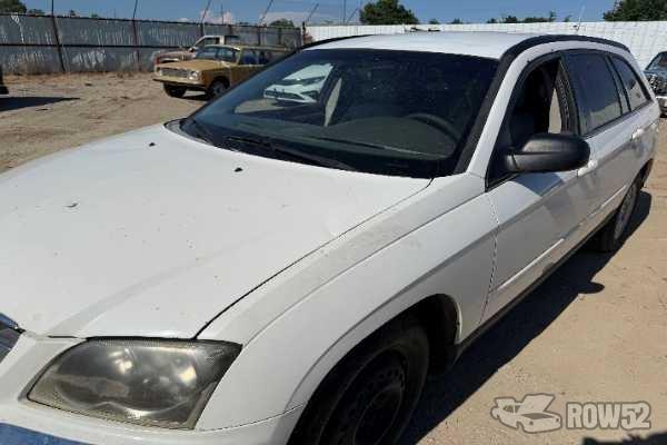 Photo of 2004 Chrysler Pacifica