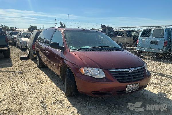 Photo of 2007 Chrysler Town & Country