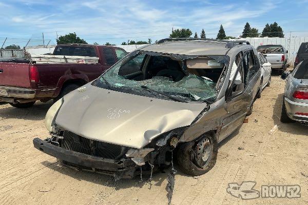 Photo of 2005 Toyota Sienna