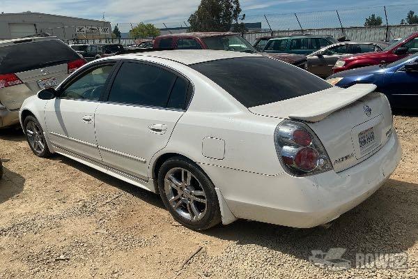 Photo of 2005 Nissan Altima