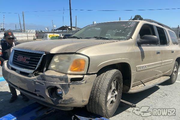 Photo of 2004 GMC Envoy