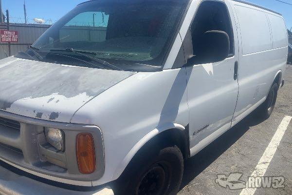 Photo of 2000 Chevrolet Express