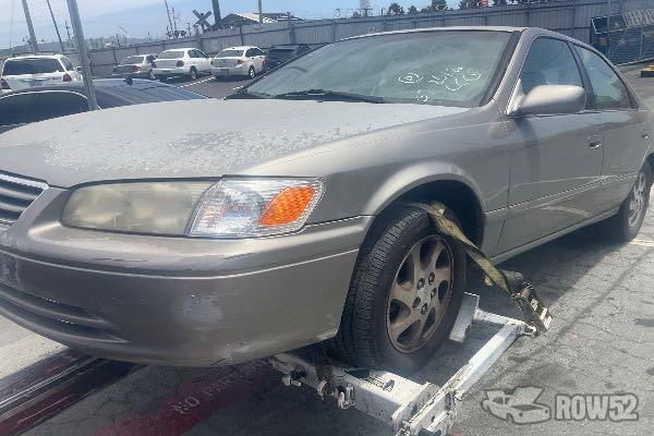 Photo of 2000 Toyota Camry
