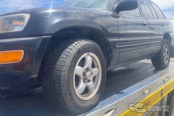Photo of 2000 Toyota Rav4