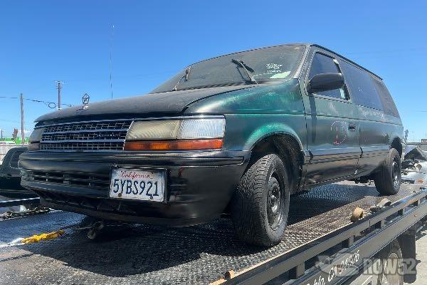 Photo of 1993 Plymouth Voyager