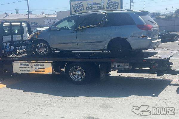 Photo of 2005 Toyota Sienna