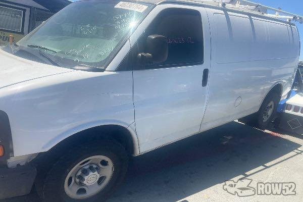Photo of 2005 Chevrolet Express