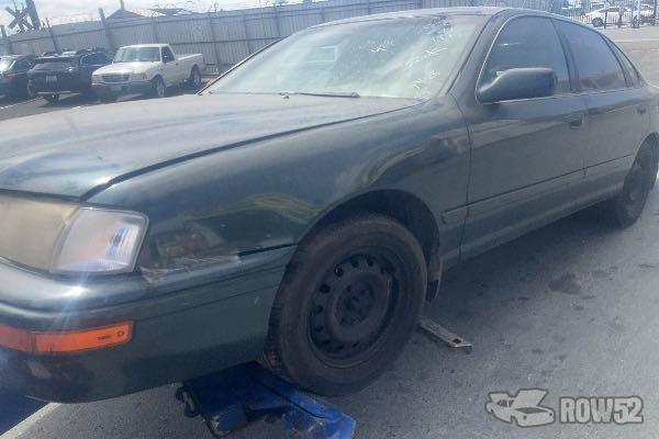 Photo of 1996 Toyota Avalon