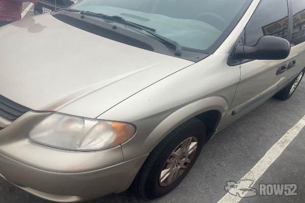 Photo of 2005 Dodge Grand Caravan