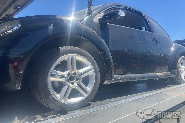 Photo of 2005 Volkswagen New Beetle