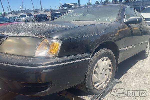 Photo of 1999 Toyota Avalon