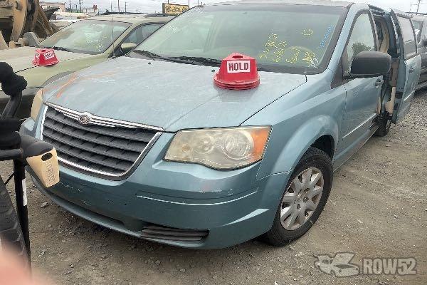 Photo of 2008 Chrysler Town & Country