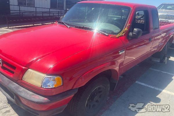 Photo of 2002 Mazda Truck