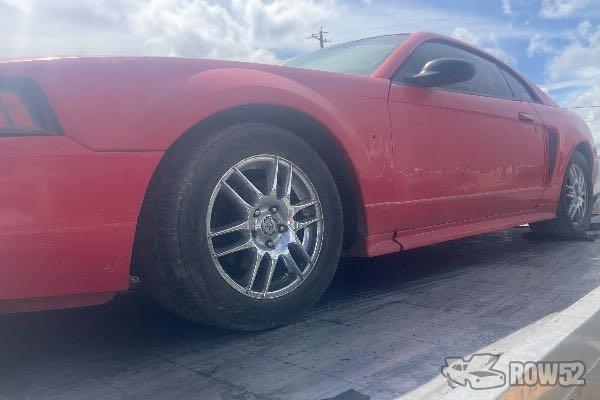 Photo of 2000 Ford Mustang