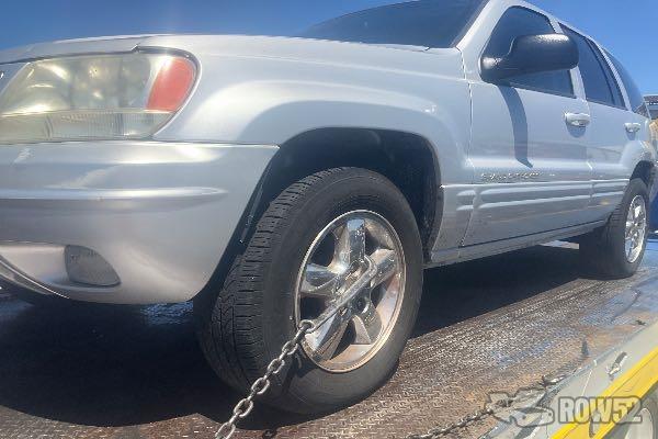 Photo of 2003 Jeep Grand Cherokee