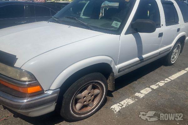 Photo of 2000 Chevrolet Blazer