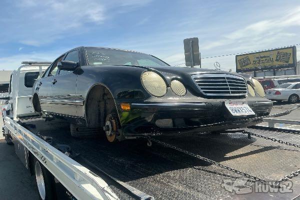 Photo of 2002 Mercedes-Benz E-Class