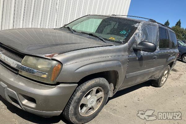 Photo of 2004 Chevrolet Trailblazer