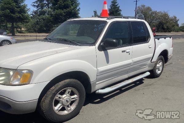 Photo of 2001 Ford Explorer Sport Trac