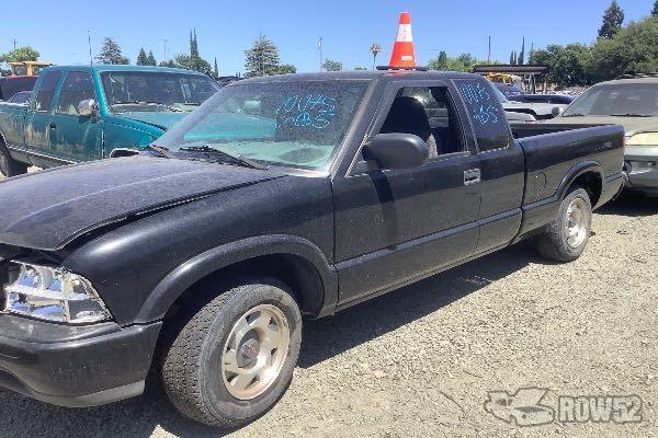 Photo of 2001 GMC Sonoma