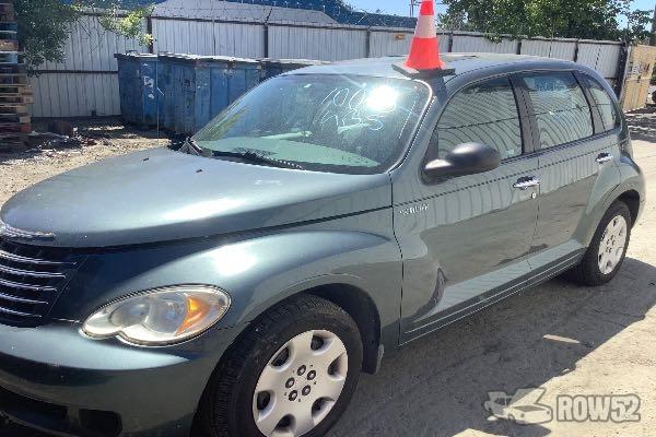 Photo of 2006 Chrysler PT Cruiser