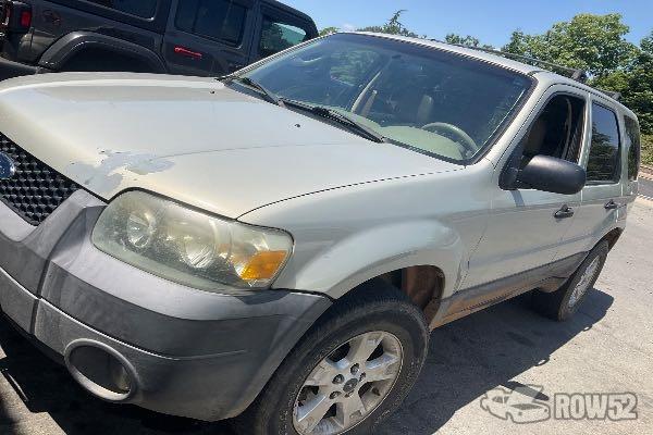 Photo of 2005 Ford Escape