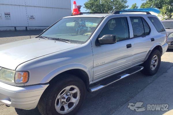 Photo of 2003 Isuzu Rodeo