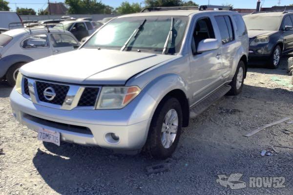 Photo of 2005 Nissan Pathfinder