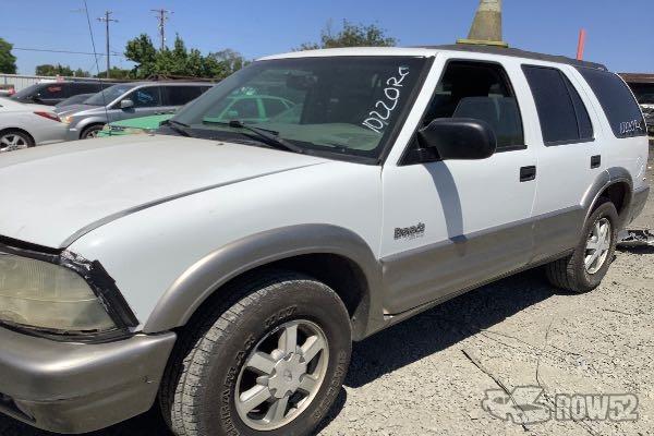 Photo of 2000 Oldsmobile Bravada