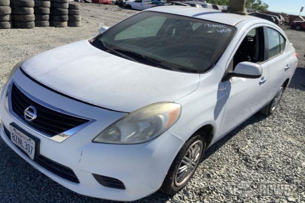 Photo of 2013 Nissan Versa