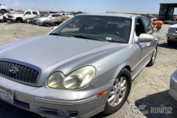 Photo of 2004 Hyundai Sonata