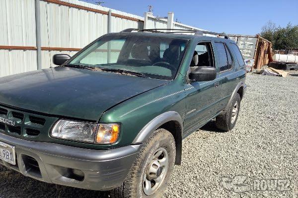 Photo of 2001 Isuzu Rodeo