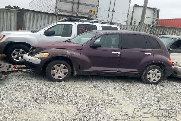 Photo of 2005 Chrysler PT Cruiser