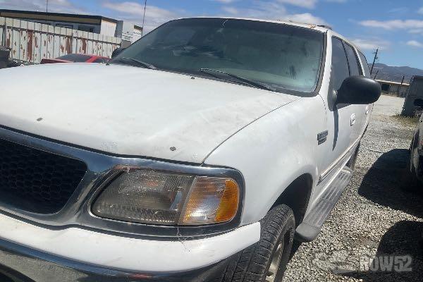Photo of 2001 Ford Expedition