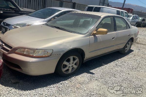 Photo of 2000 Honda Accord