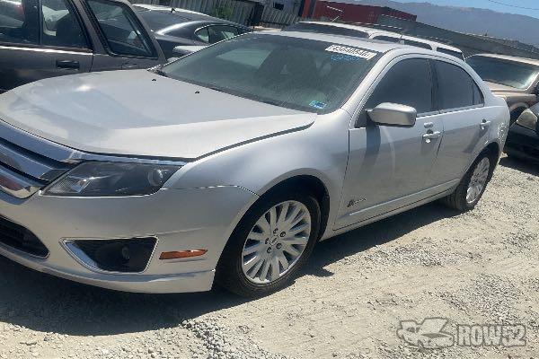 Photo of 2010 Ford Fusion Hybrid