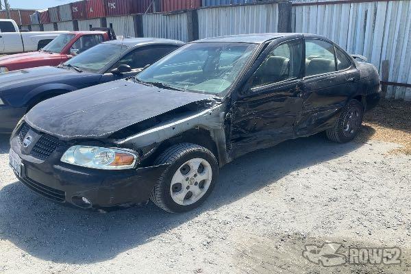 Photo of 2004 Nissan Sentra