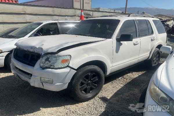 Photo of 2010 Ford Explorer