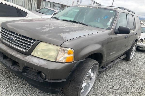 Photo of 2005 Ford Explorer