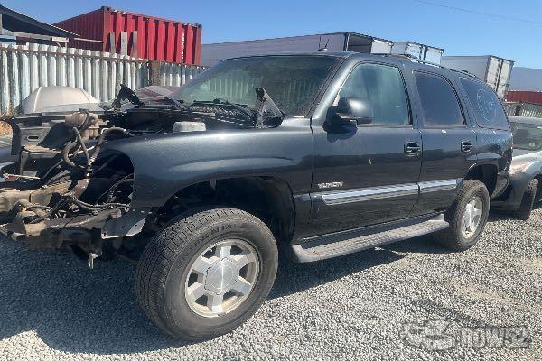 Photo of 2005 GMC Yukon